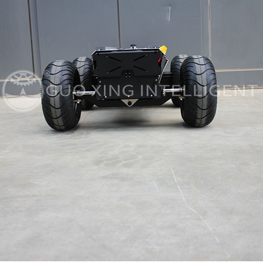 Plataforma de chasis de robot de tracción de cuatro ruedas inteligente UGV para sistema educativo ROS