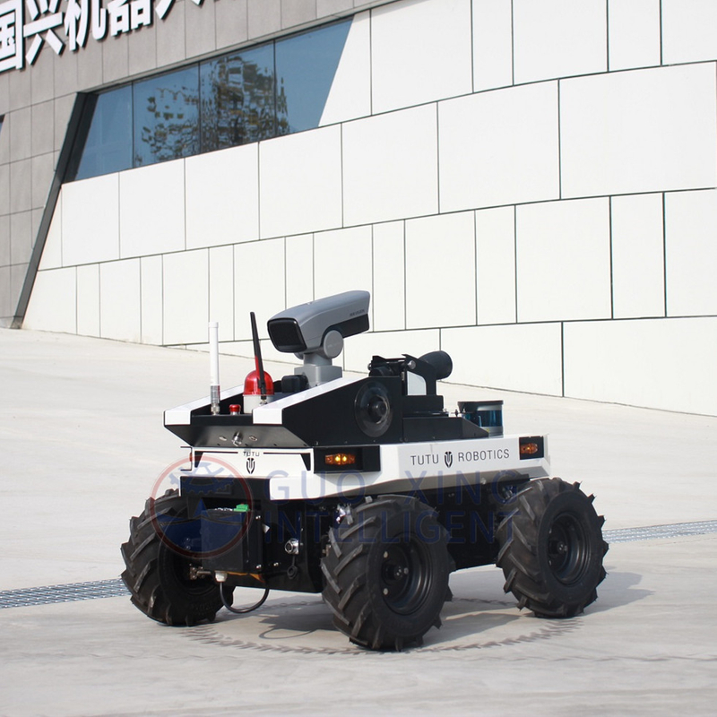 Robot de patrulla de seguridad autónomo UGV con carga automática