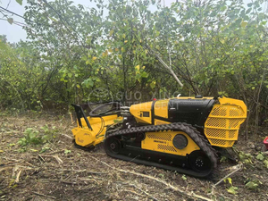 Robot de creación de FireBreak: ¡Potente abridor de senderos para misiones de rescate, corriendo contra el tiempo para extinguir los incendios forestales!