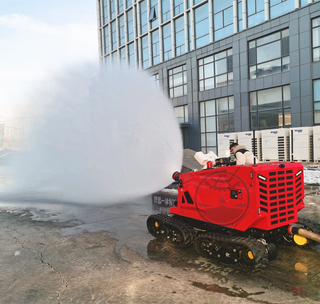 Robot monitor de agua contra incendios con orugas